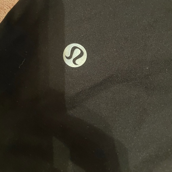 lululemon cropped leggings - Picture 2 of 7